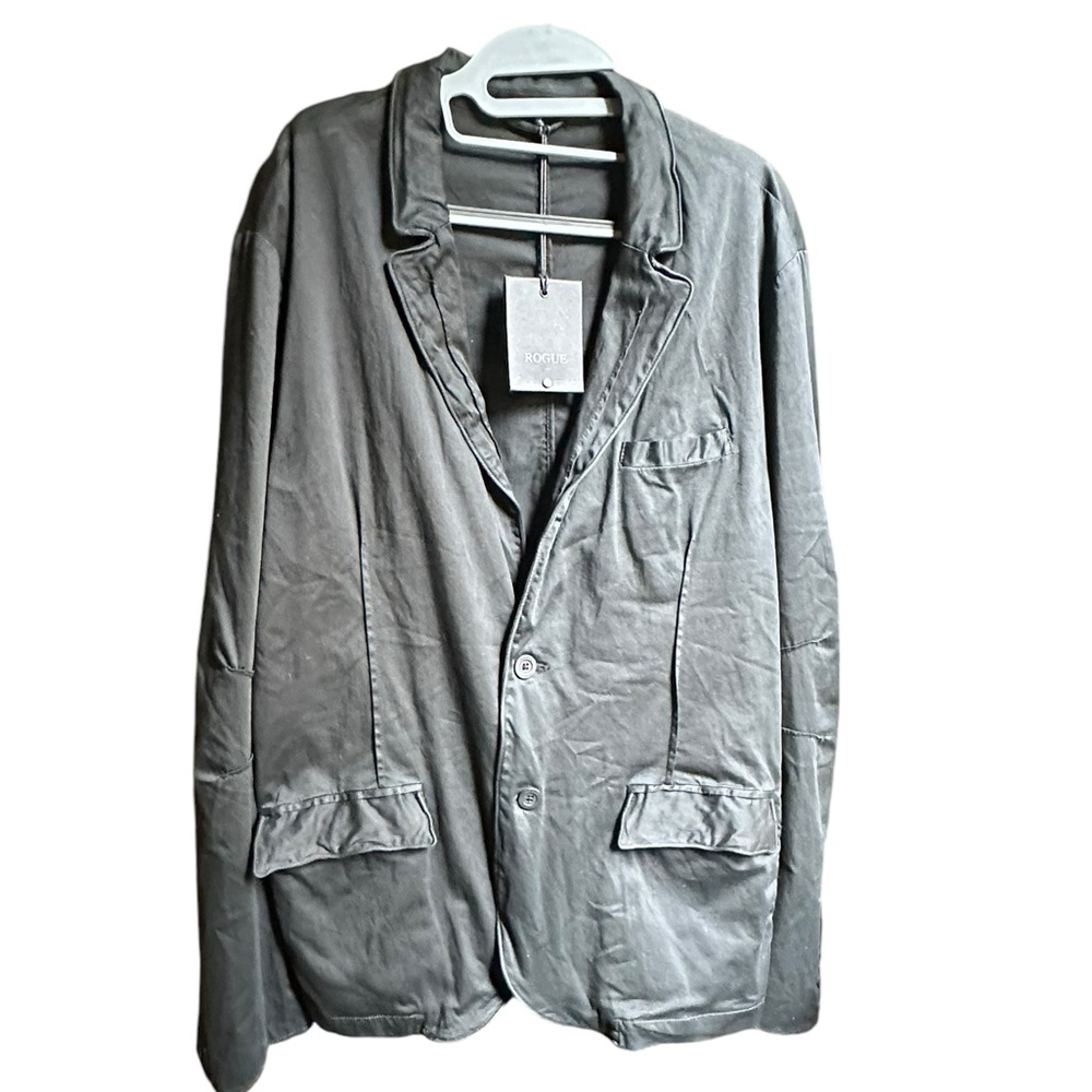 NWT BLACK MENS JACKET BY ROGUE